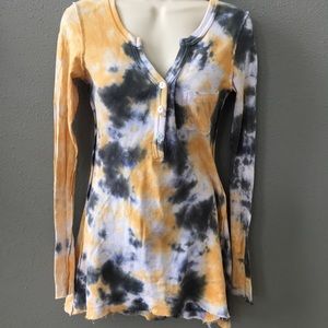 COIN 1804 long sleeve size small